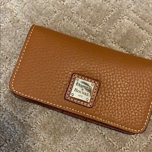 Caramel Dooney and bourke brand new wallet/case